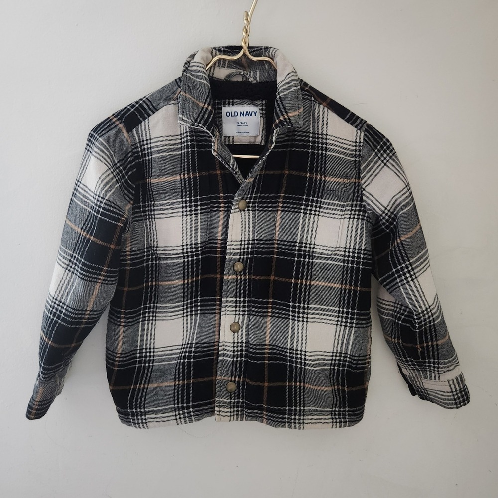 Old Navy Kids Sherpa Lined Flannel Shirt Jacket Black White Plaid Size S 6-7